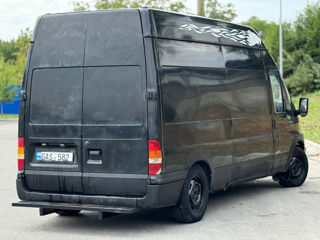 Ford Transit foto 2