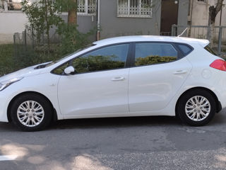 KIA Ceed foto 2