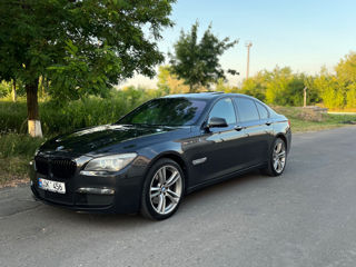 BMW 7 Series foto 9