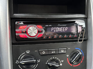 Pioneer foto 2