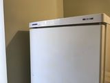 Liebherr двухкамерный холодильник, с морозильником. Работает отлично. foto 2