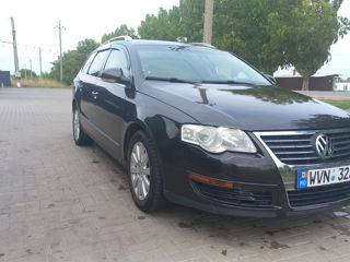 Volkswagen Passat foto 1