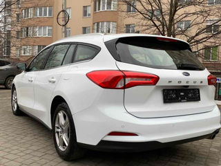 Ford Focus foto 2