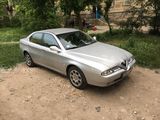 Alfa Romeo 166 foto 2