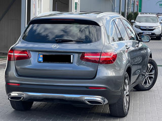 Mercedes GLC foto 5