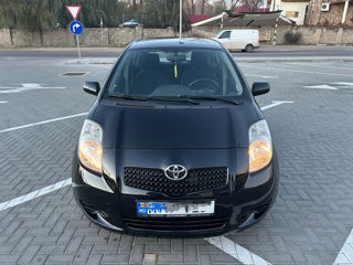 Toyota Yaris foto 5