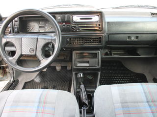 Volkswagen Jetta foto 7