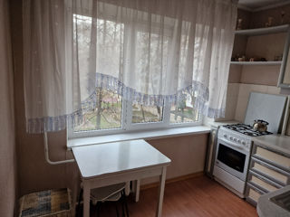 Apartament cu 1 cameră, 38 m², Râșcani, Chișinău foto 8