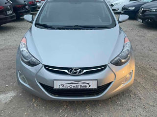 Hyundai Elantra foto 5