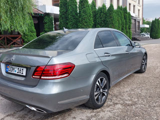 Mercedes E-Class foto 6