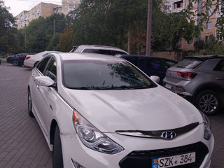 Hyundai Sonata foto 8