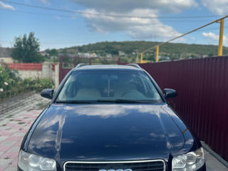 Audi A4 foto 1