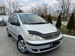 Ford Galaxy foto 3