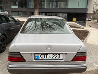 Mercedes E-Class foto 4