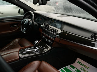 BMW 5 Series foto 9