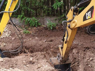 Servicii Miniexcavator basculante. foto 4