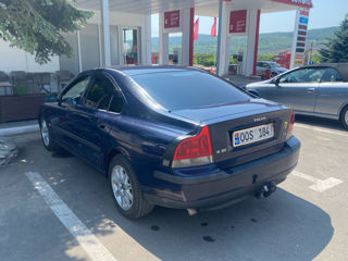 Volvo S60 foto 2