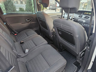 Renault Grand Scenic foto 11