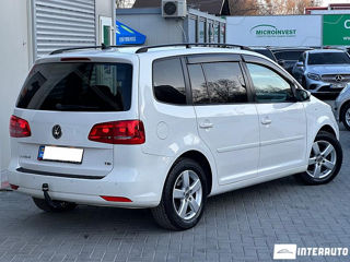 Volkswagen Touran foto 5