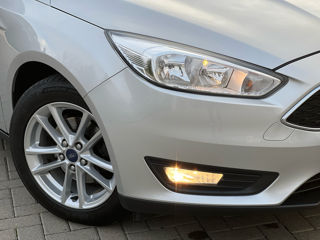 Ford Focus foto 8