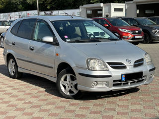 Nissan Almera Tino foto 5