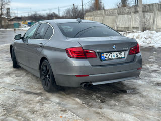 BMW 5 Series foto 4