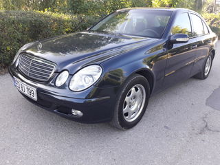 Mercedes E Class foto 1