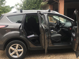 Ford Kuga foto 9