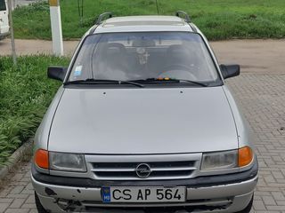 Opel Astra foto 7