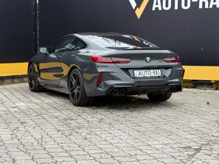 BMW M8 foto 8