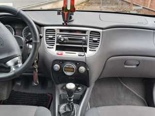 KIA Rio foto 5