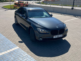 BMW 7 Series foto 1