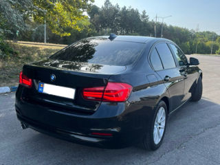 BMW 3 Series foto 4