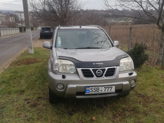 Nissan X-Trail foto 9