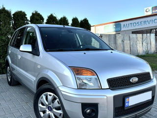 Ford Fusion foto 4