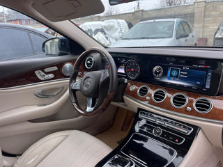 Mercedes E-Class foto 8