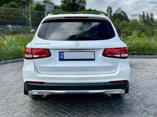 Mercedes GLC foto 6