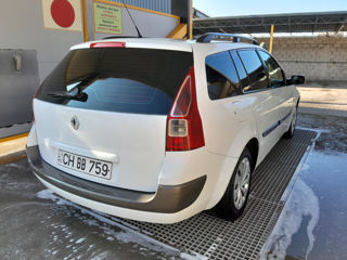 Renault Megane foto 4