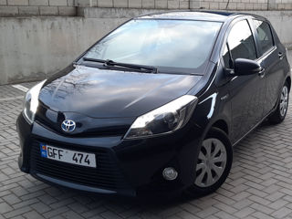 Toyota Yaris foto 1