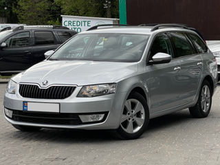 Skoda Octavia foto 1