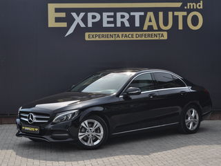 Mercedes C Class foto 2