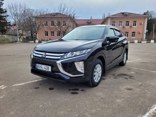 Mitsubishi Eclipse Cross foto 2