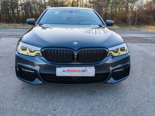 BMW 5 Series foto 2