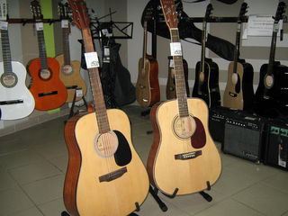 Акустические гитары Lucia и Rigeira по 1500 лей ! Cалон музыкальных инструментов Nirvana ! foto 1