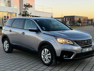 Peugeot 5008 foto 2