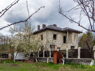 Se vinde casă pe str. Igor Vieru, Poiana Silvică, Dumbrava, Chișinău foto 1