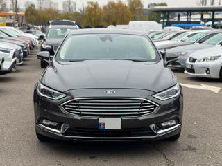 Ford Fusion foto 3