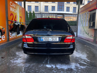 Mercedes E-Class foto 4