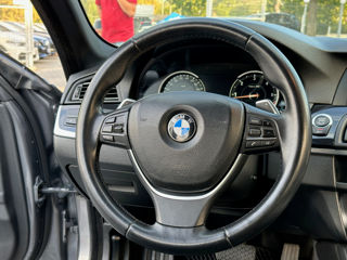 BMW 5 Series foto 13