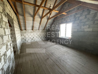 Vânzare casă în 2 nivele, 100 mp + 18 ari, r-nul Sîngerei, satul Mîndrești foto 5